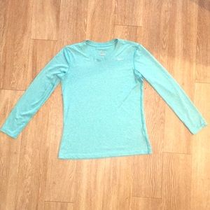 Nike dri-fit Long sleeve 20$